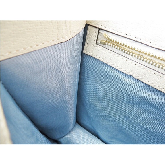 Gucci Ivory Crossbody Bag with Gold and Navy Accents - Picture 11 of 15